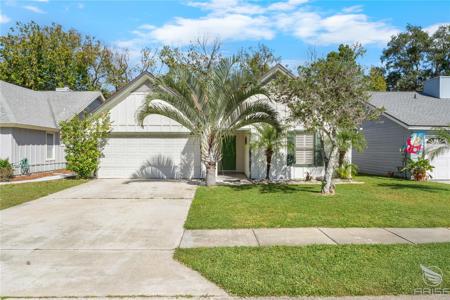 734 PINE SHORES CIRCLE