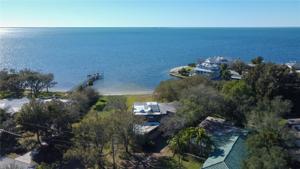 3131 BLUFF