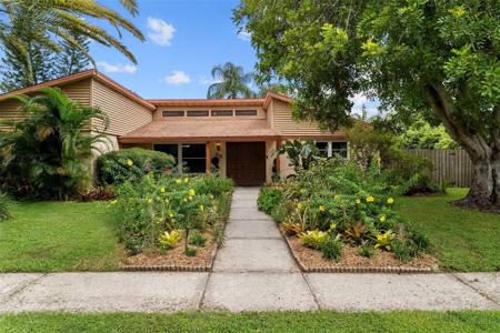 65 HARBOR WOODS CIRCLE