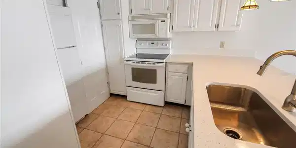 Image 4 Image 4