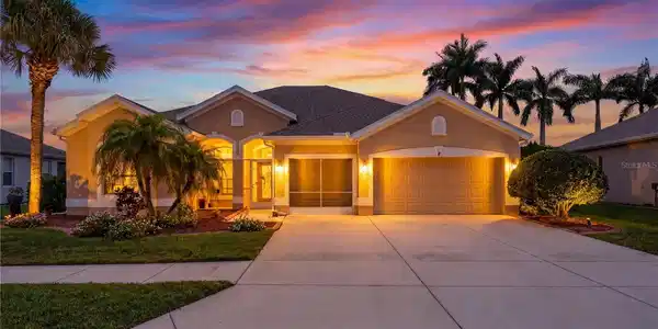 5352 LAYTON DRIVE