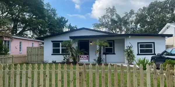 2456 MELROSE S