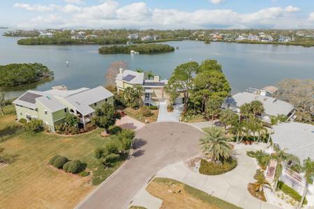 600 SOUNDVIEW DRIVE
