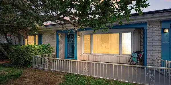 3520 OVERLAND DRIVE