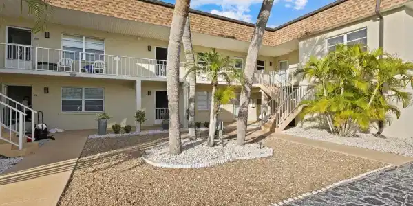 616 FLAMINGO DRIVE