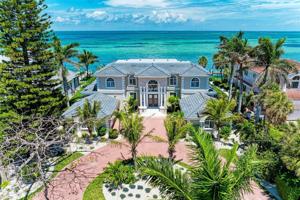 699 KEY ROYALE DRIVE