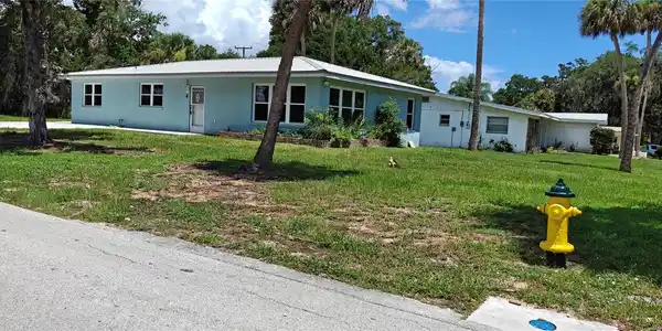 4 MAIN STREET