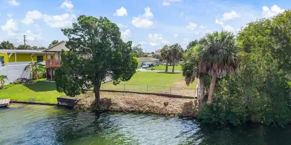 3287 SEA GRAPE DRIVE