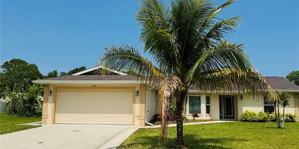 3303 VICTORY PALM DRIVE