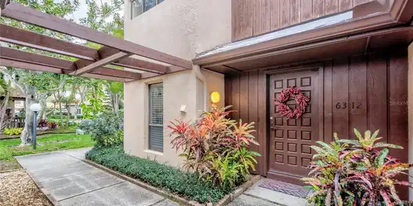 6312 PELICAN CREEK CROSSING