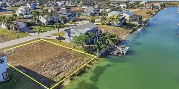4017 BLUEFISH DRIVE