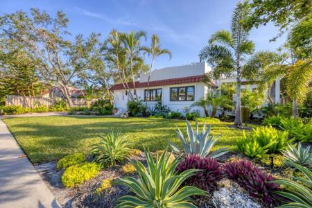1864 CLEMATIS STREET