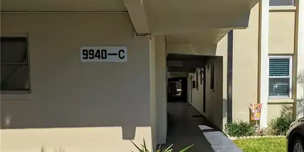 9940 47TH N