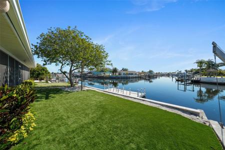 4968 SOUTHSHORE DRIVE