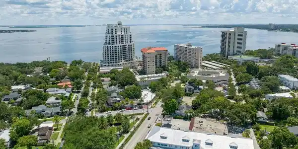 2109 BAYSHORE BOULEVARD