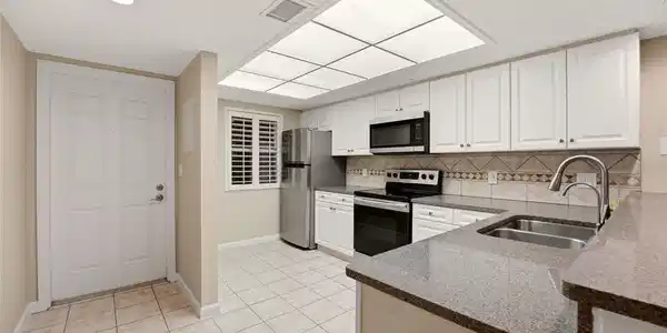 Image 4 Image 4