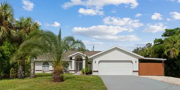 580 BLUEBELL ROAD