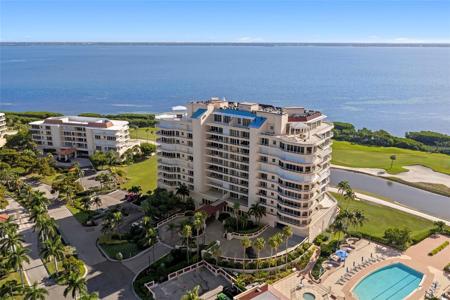 3060 GRAND BAY BOULEVARD