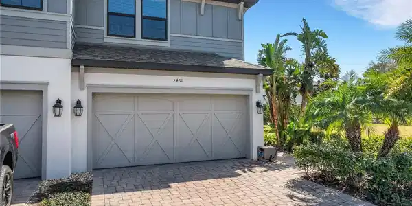 2461 GOLDEN PASTURE CIRCLE