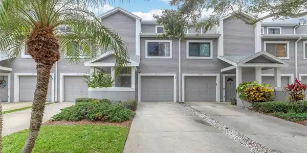9656 TARA CAY