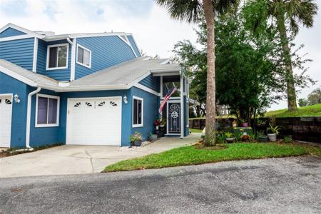 2108 OAK CIRCLE