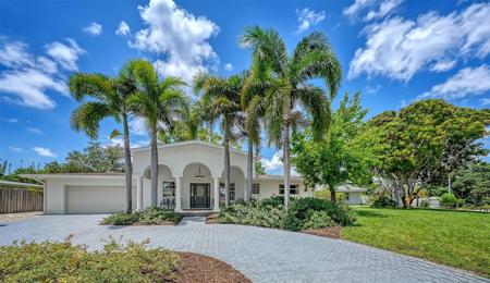 2465 FOSTER LANE