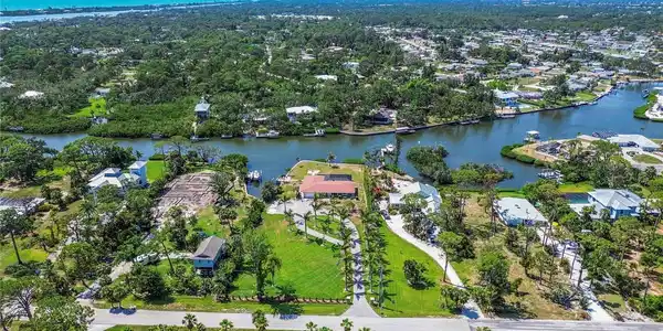 1475 BAYSHORE DRIVE