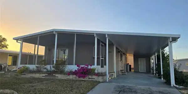 225 SCHOONER ST.