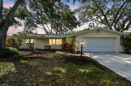 5825 OAKHURST DRIVE