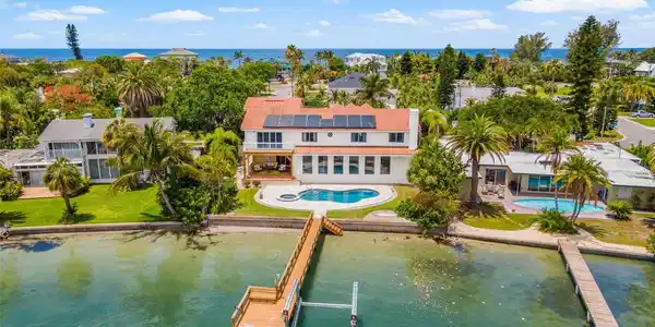 301 HARBOR