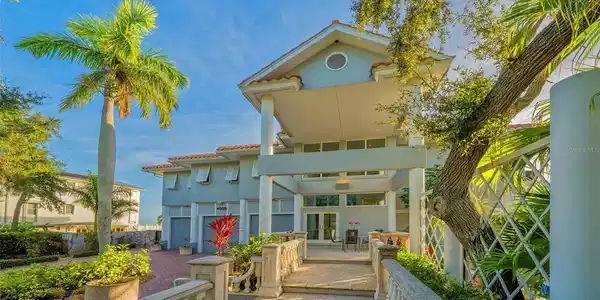 4008 BAYSIDE