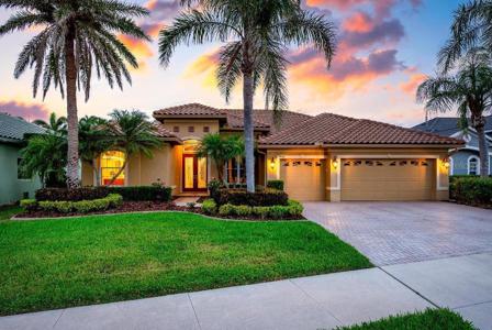984 CHICKADEE DRIVE