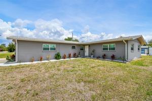 1705 BAMBOO DR