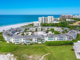 100 SANDS POINT