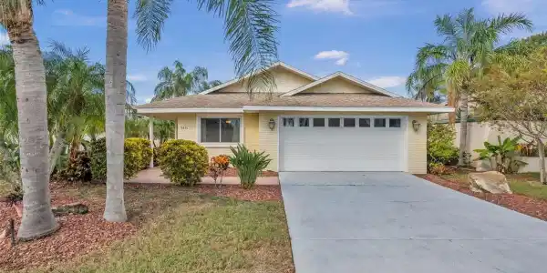 4451 DEWEY DRIVE
