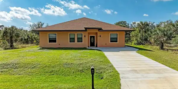 397 DONIPHAN DRIVE