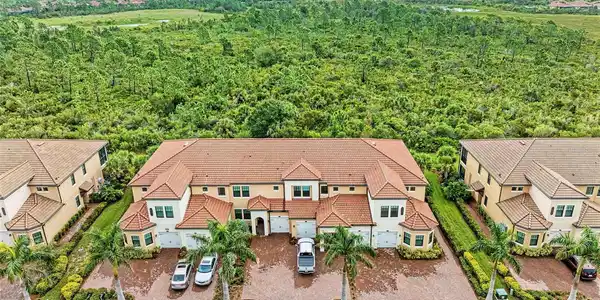 10051 CROOKED CREEK DRIVE