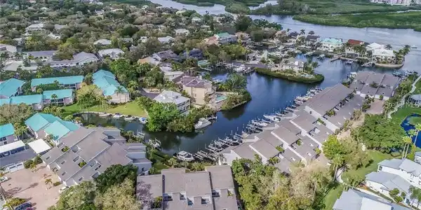 1235 DOCKSIDE PLACE