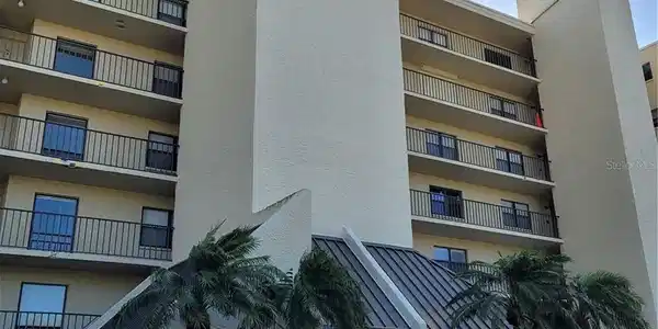 2800 COVE CAY DRIVE