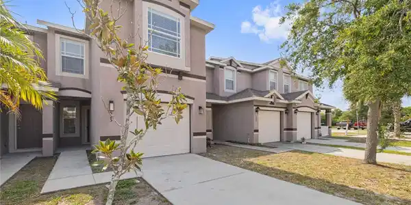 525 GLENN CROSS DRIVE