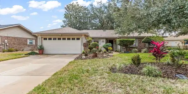 923 NORTHBROOK DRIVE