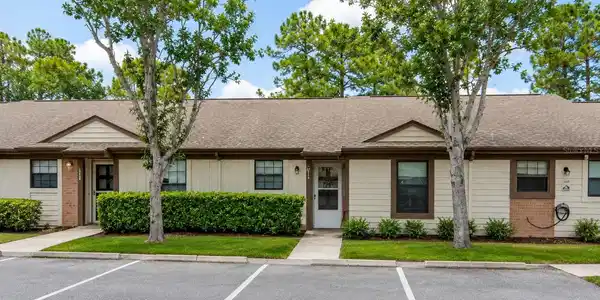 1126 FAIRVILLA DRIVE