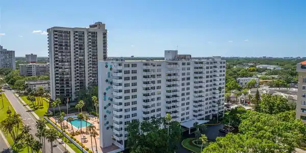 2401 BAYSHORE BOULEVARD
