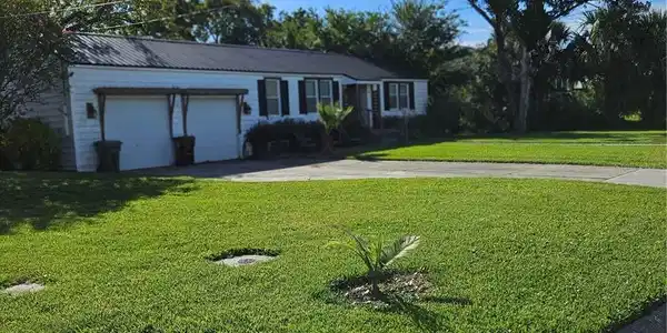 42 MENENDEZ ROAD