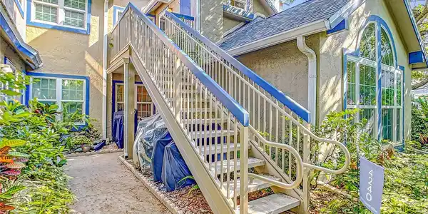 4240 SUN VILLAGE COURT
