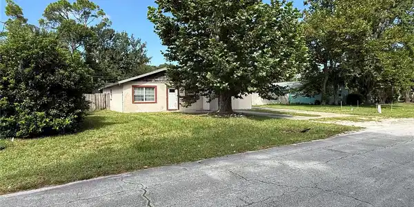 3306 YULE TREE DRIVE