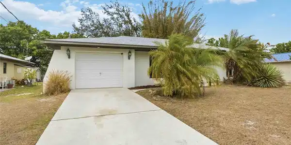 28474 COCO PALM DRIVE