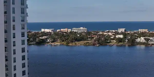 Image 4 Image 4