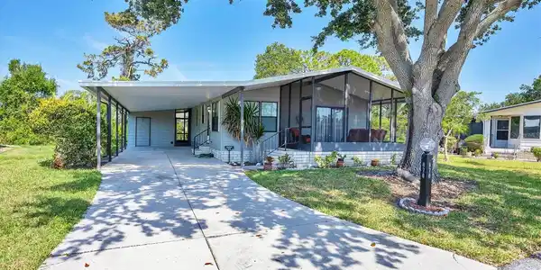 878 FAWNSPRING COURT