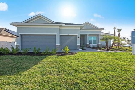 7826 LAKES EDGE LANE